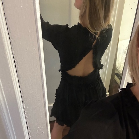 Cute black dress - Picture 2 of 3